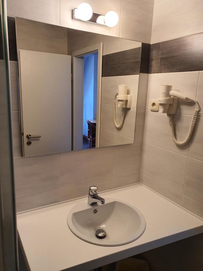Hotel Friedensbruecke 格赖茨 外观 照片