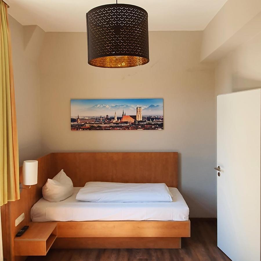 Hotel Friedensbruecke 格赖茨 外观 照片