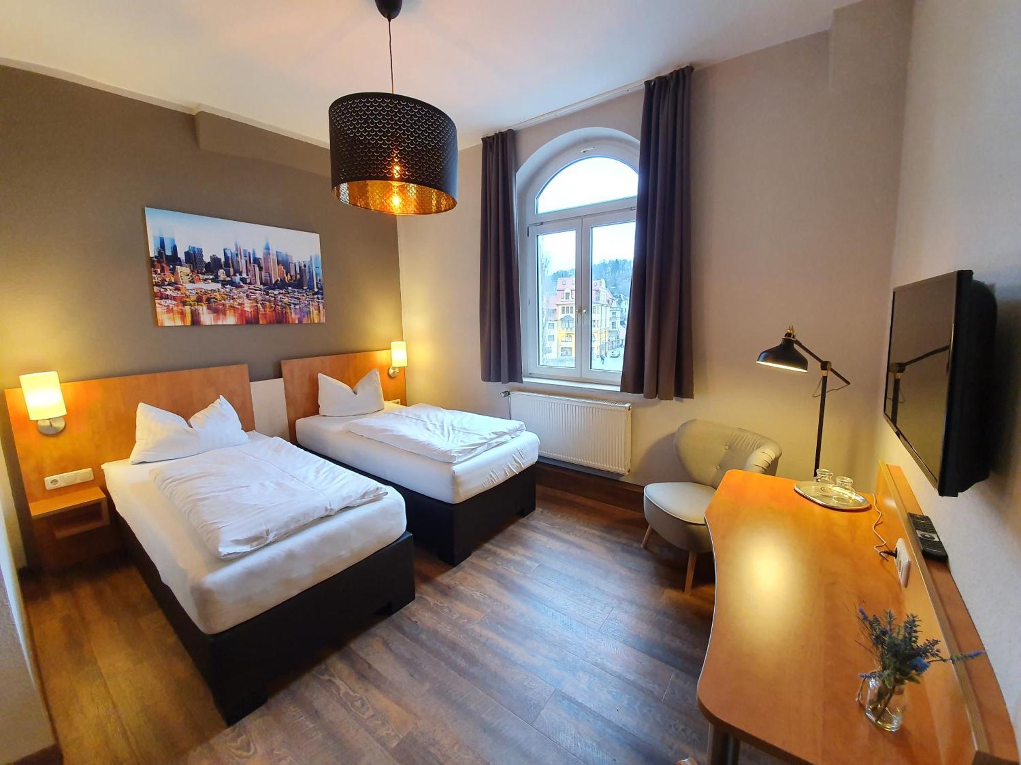 Hotel Friedensbruecke 格赖茨 外观 照片